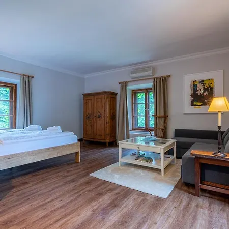 Gaestehaus Golf Club Gut Murstaetten 3*